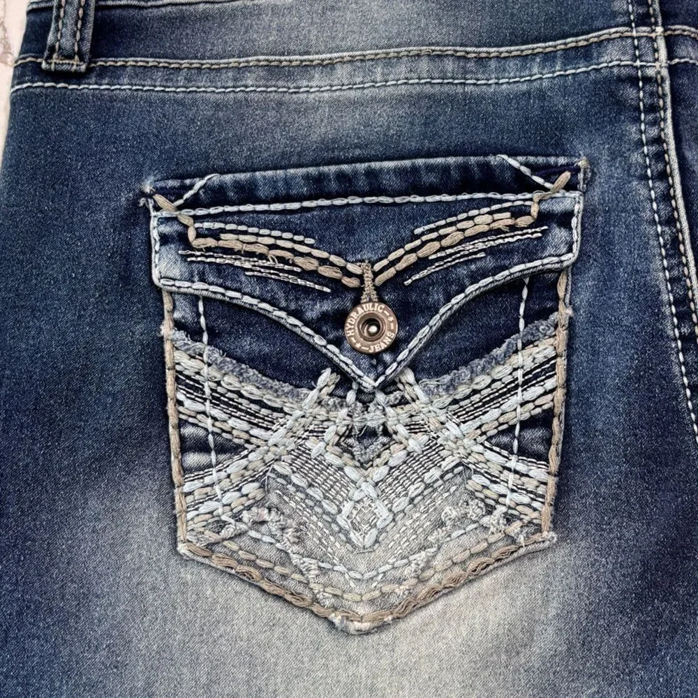Hydraulic Women’s Nolita Curvy Denim Jean Shorts Embroidered Pockets Wide leg 10